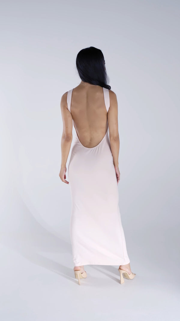 Robe longue dos nu plongeant sexy couleur pastel – par EXCUS paris
